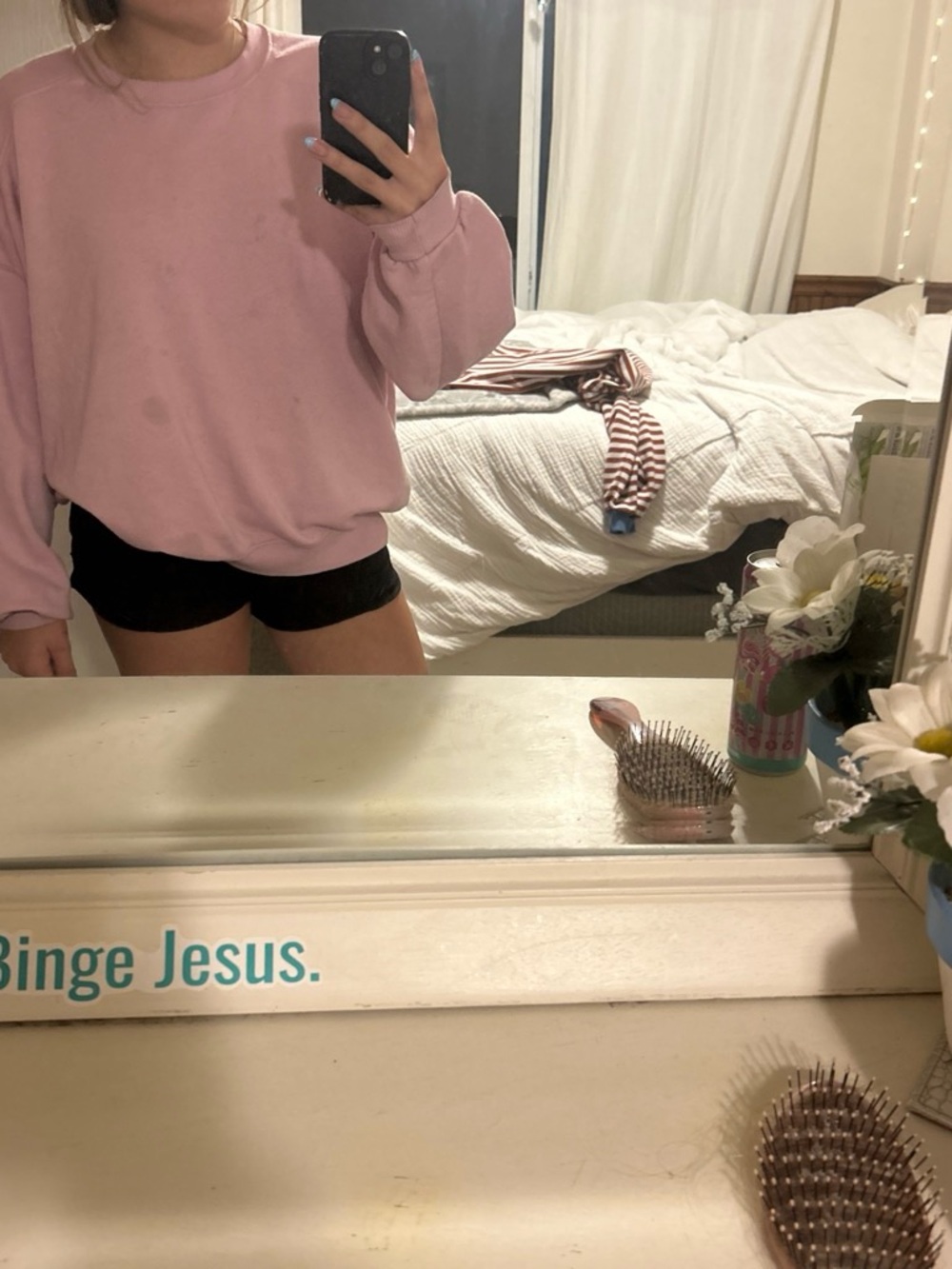 Relaxed Crewneck Sweatshirt in Dusty Pink